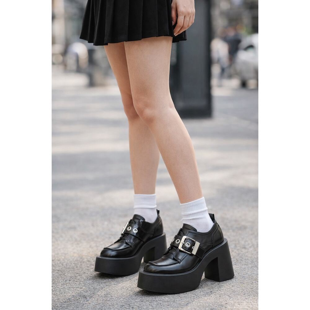 Larroude Stewart Platform Black Oxford Preppy Y2K Style Sz 8 - Picture 12 of 12